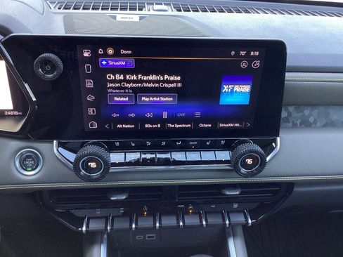 Used 2024 Chevrolet Colorado ZR2 w/ ZR2 Convenience Package III image 15