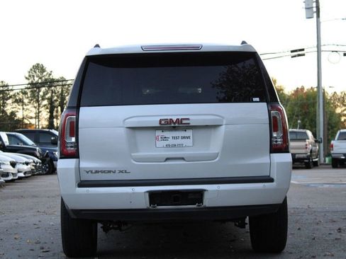 Used 2018 GMC Yukon XL SLT w/ Open Road Package image 6