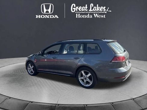 Used 2019 Volkswagen Golf S w/ Driver Assistance Package AWD/4WD image 10