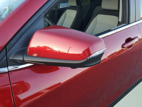 Used 2024 Chevrolet Equinox LT image 19