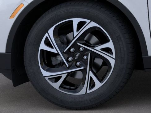 New 2026 Lincoln Nautilus Premier w/ Jet Appearance Package AWD/4WD image 43