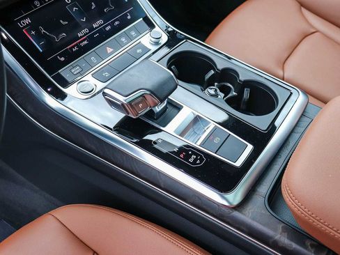 Used 2023 Audi Q8 Premium w/ Convenience Package AWD/4WD image 20