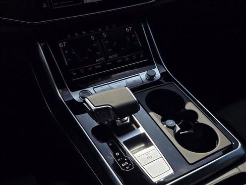 New 2026 Audi Q8 Prestige image 25