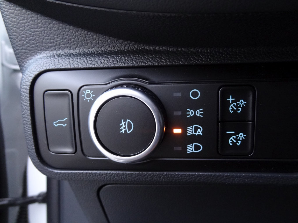 Used 2026 Ford Explorer Active w/ Active Comfort Package AWD/4WD image 19