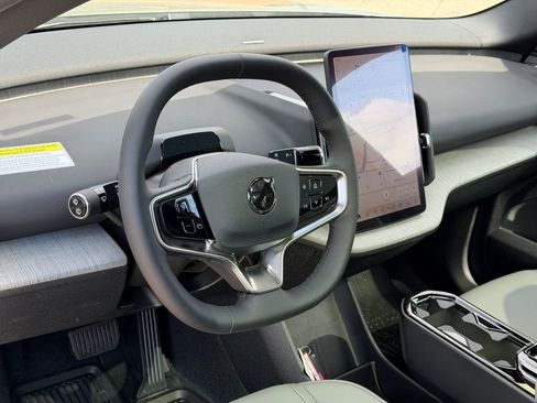 New 2026 Volvo EX30 Cross Country Ultra w/ Protection Package Premier AWD/4WD image 15