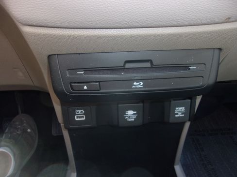 Used 2022 Honda Odyssey Touring image 23