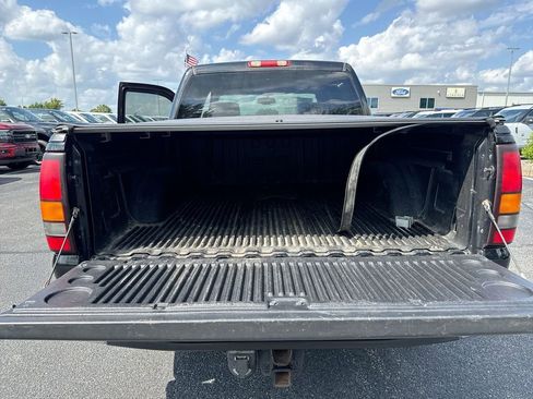Used 2005 GMC Sierra 1500 SLE w/ Light Duty Power Package RWD image 22