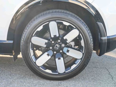 Certified 2024 Honda Prologue Elite image 11