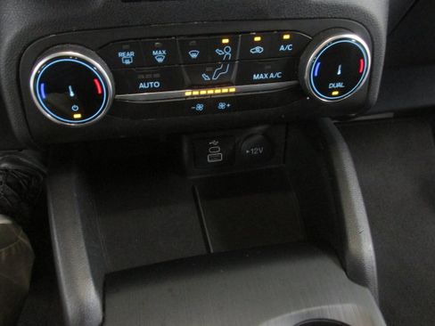 Used 2025 Ford Escape Active AWD/4WD image 35