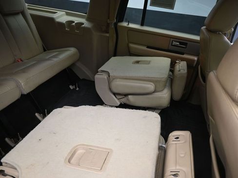 Used 2016 Ford Expedition EL Limited w/ Equipment Group 301A RWD image 26