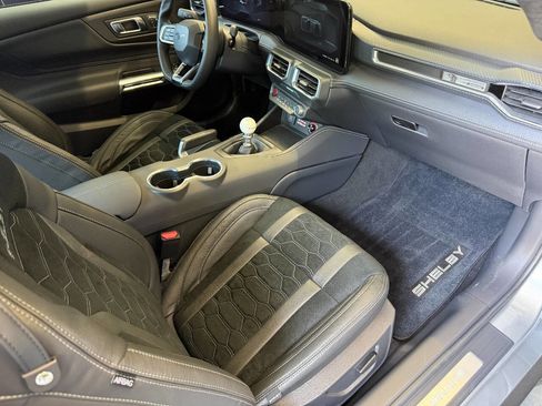 Used 2025 Ford Mustang GT Premium w/ GT Performance Package image 30