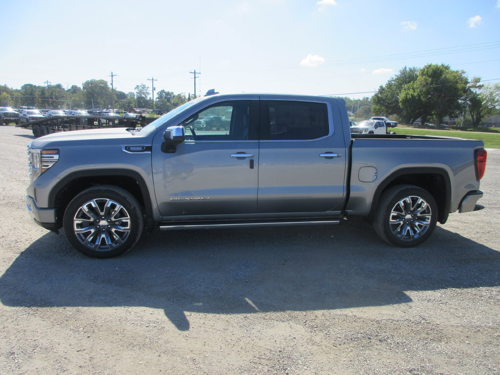 New 2026 GMC Sierra 1500 Denali AWD/4WD image 9