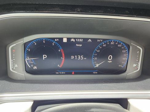 New 2026 Volkswagen Taos SEL AWD/4WD image 6