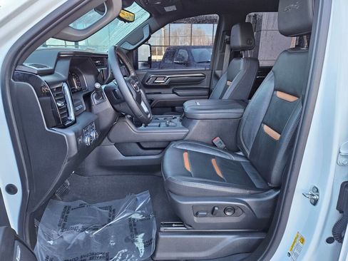 Used 2024 GMC Sierra 3500 AT4 w/ AT4 Premium Plus Package image 13