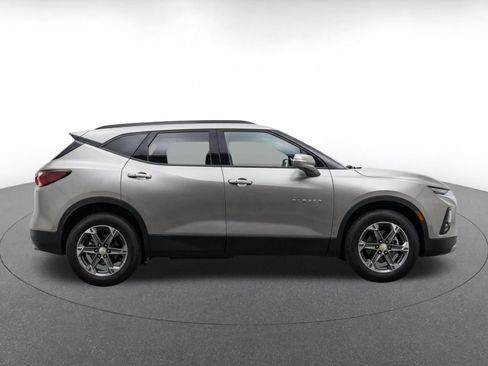 Used 2026 Chevrolet Blazer LT FWD image 10