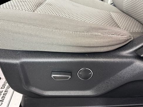 Used 2017 Ford F150 XLT w/ Equipment Group 301A Mid AWD/4WD image 31