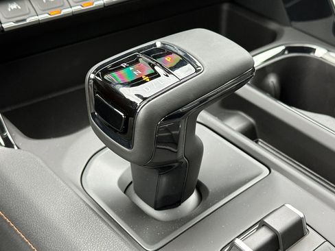 New 2026 GMC Sierra 1500 AT4 w/ LPO, Black Badging Package image 22