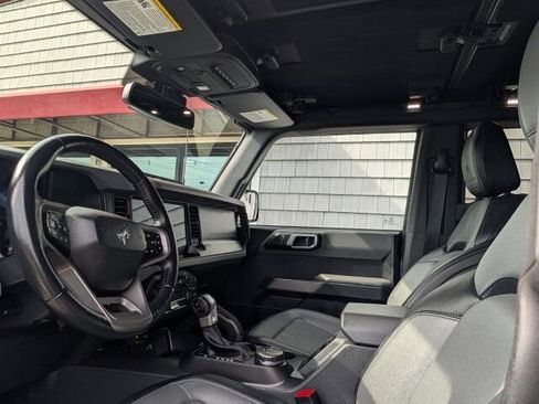 Used 2023 Ford Bronco Everglades AWD/4WD image 9