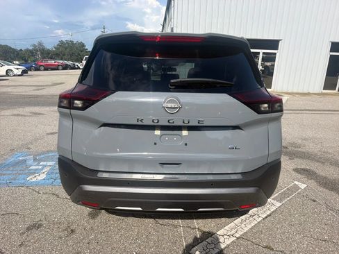 Used 2023 Nissan Rogue SL FWD image 8