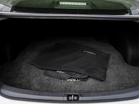 Used 2024 Toyota Corolla LE FWD image 15