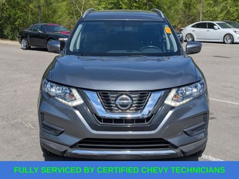 Used 2018 Nissan Rogue SV image 10