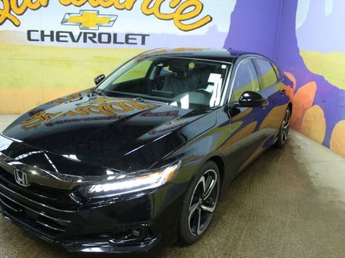 Used 2021 Honda Accord Sport Special Edition image 4