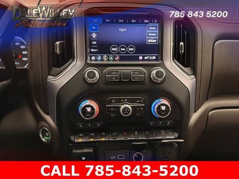 Used 2019 GMC Sierra 1500 SLT w/ SLT Premium Plus Package image 9