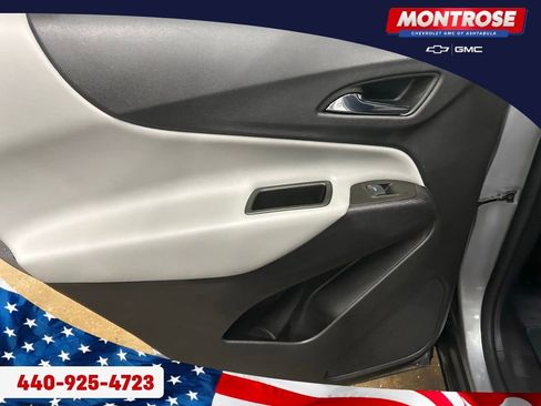 Used 2023 Chevrolet Equinox LS image 21