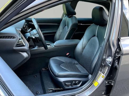 Certified 2023 Toyota Camry XSE w/ Navigation Package FWD image 8