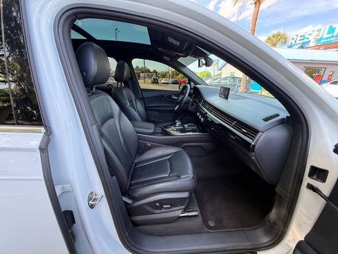 Used 2019 Audi Q7 3.0T Premium w/ Convenience Package AWD/4WD image 38