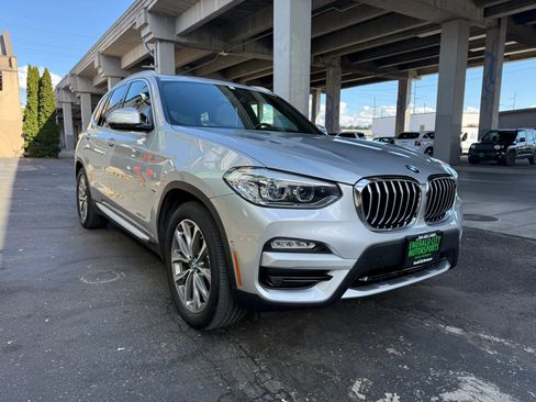 Used 2018 BMW X3 xDrive30i AWD/4WD image 3