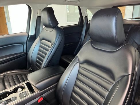 Used 2024 Ford Edge SEL w/ Convenience Package AWD/4WD image 10