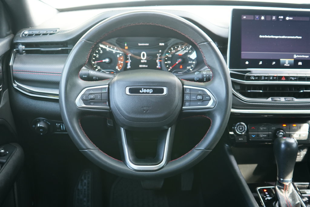 Used 2024 Jeep Compass Trailhawk AWD/4WD image 13