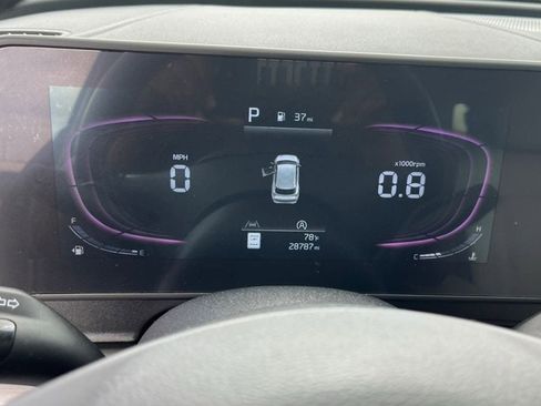 Used 2024 Kia Sportage EX image 10