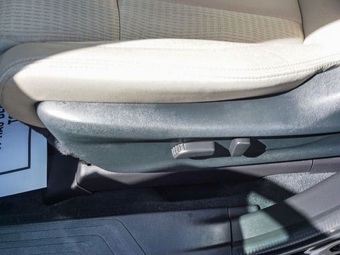 Certified 2025 Subaru Ascent Premium AWD/4WD image 19