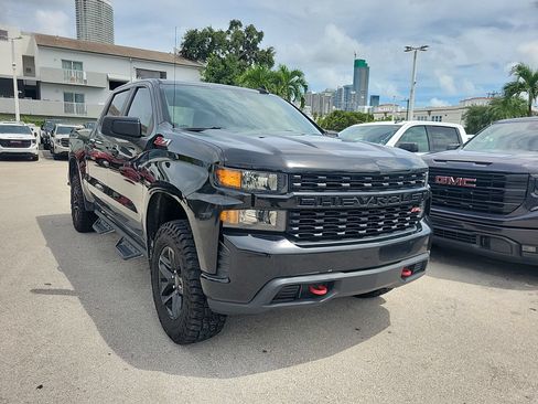 Used 2021 Chevrolet Silverado 1500 Custom Trail Boss AWD/4WD image 3