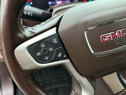 Used 2019 GMC Canyon SLT w/ Driver Alert Package image 14