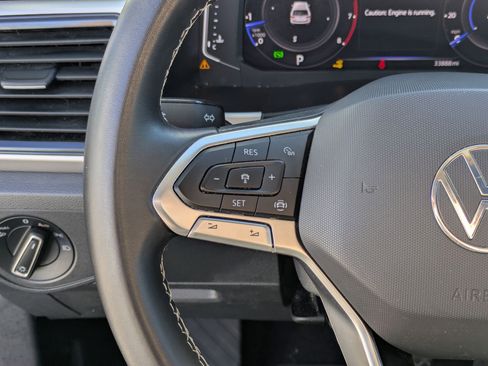 Used 2022 Volkswagen Atlas SE w/ Panoramic Sunroof Package image 21