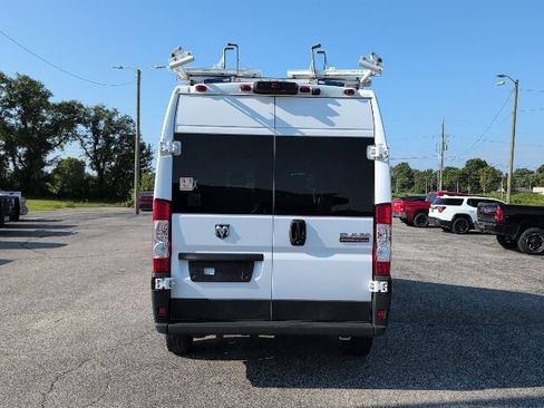 Used 2021 RAM ProMaster 1500 FWD image 4