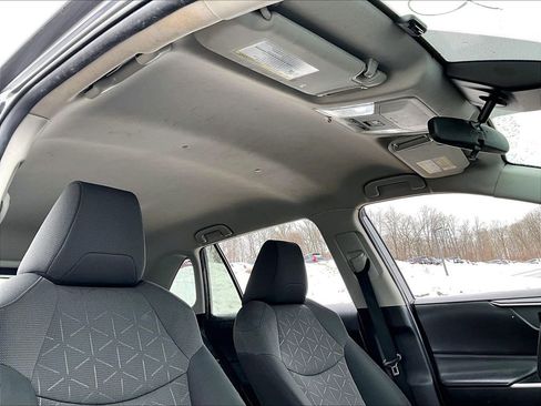 Used 2020 Toyota RAV4 XLE w/ All Weather Liner Package image 20