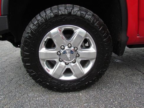 Used 2020 Chevrolet Silverado 2500 LTZ AWD/4WD image 26