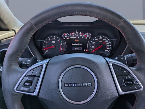 Used 2021 Chevrolet Camaro ZL1 image 30