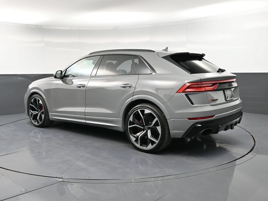 Used 2024 Audi RS Q8 AWD/4WD image 3