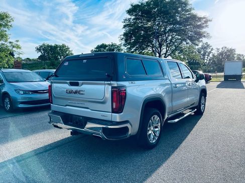 Used 2019 GMC Sierra 1500 SLT w/ Driver Alert Package I AWD/4WD image 6
