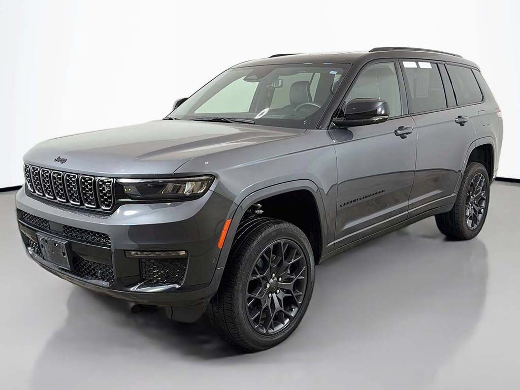Used 2023 Jeep Grand Cherokee L Summit AWD/4WD image 16
