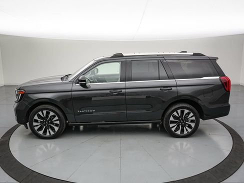 Certified 2025 Ford Expedition Platinum w/ Driver's Package AWD/4WD image 7