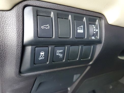 Used 2019 Subaru Ascent Touring AWD/4WD image 22