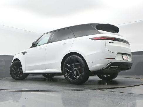 Used 2024 Land Rover Range Rover Sport Dynamic SE image 31