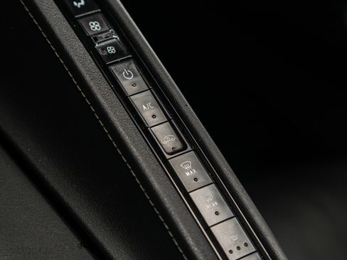 Used 2021 Chevrolet Corvette Stingray Preferred Conv w/ Z51 Performance Package image 55