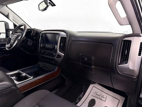 Used 2018 GMC Sierra 2500 SLE image 25